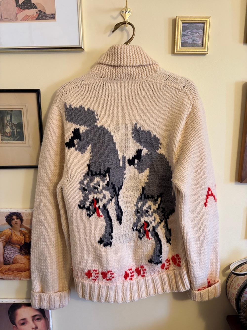 Vintage Mary Maxim Wolf Cowichan Sweater - Picture 2 of 8